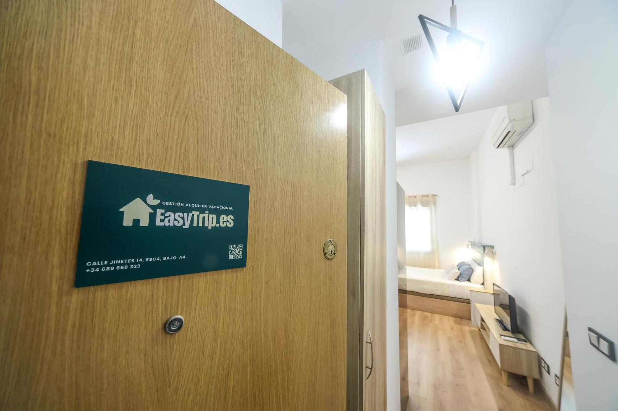 Appartement Lovely In The Heart Of Free Swimming Pool